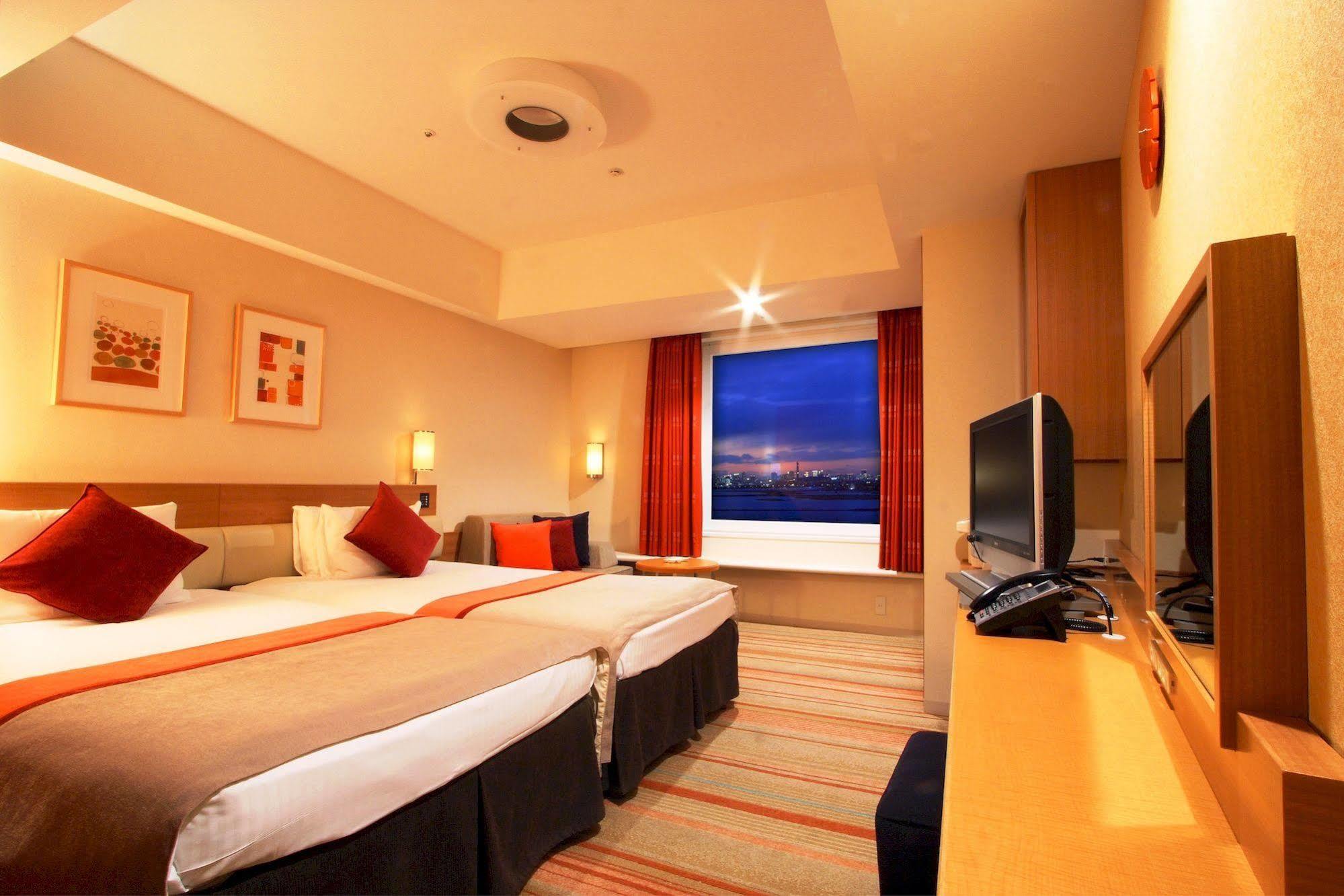 צ'יבה Tokyo Bay Maihama Hotel מראה חיצוני תמונה