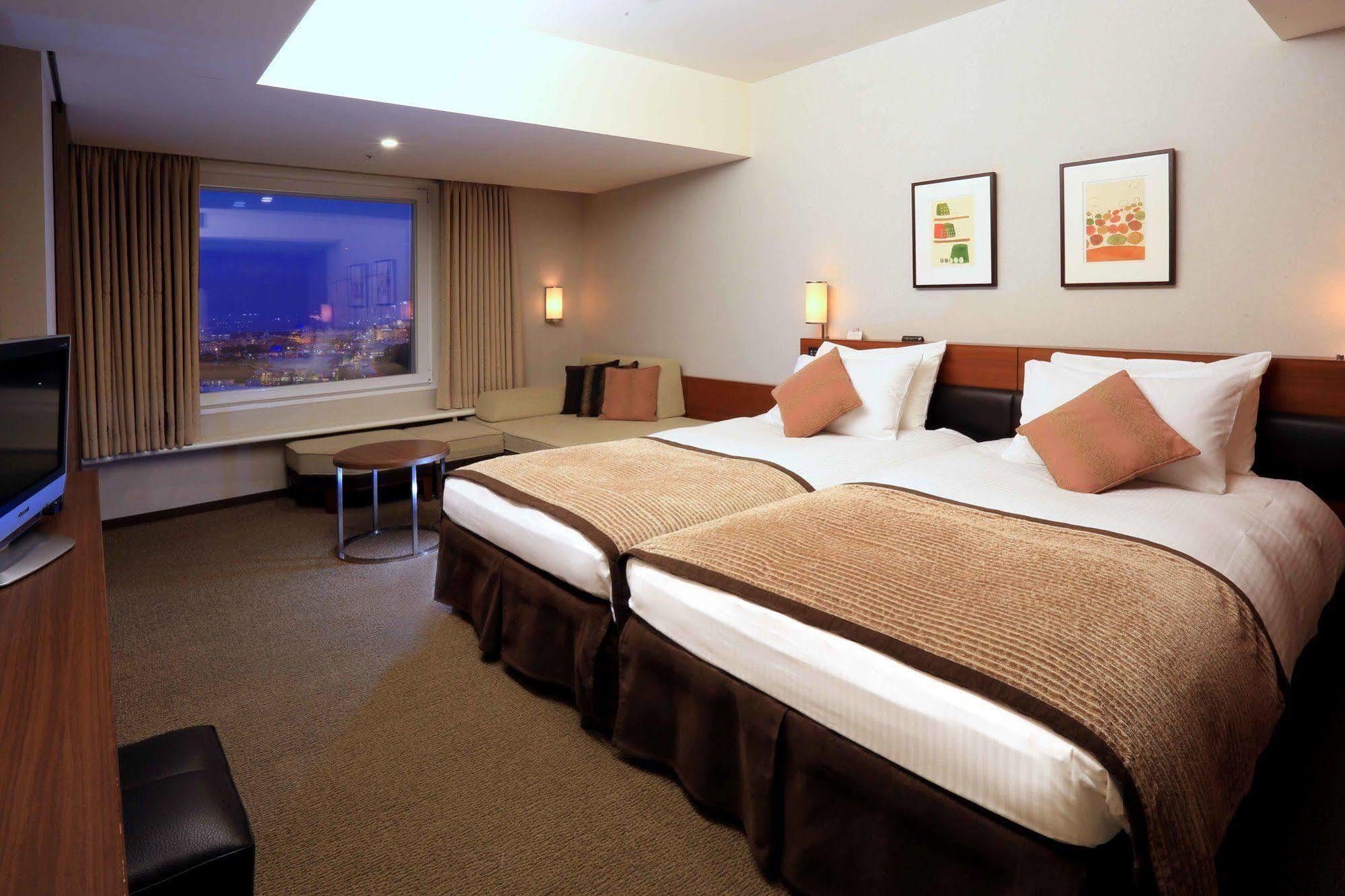 צ'יבה Tokyo Bay Maihama Hotel מראה חיצוני תמונה